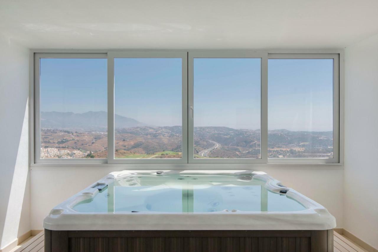 Luxury Apartment Rosita Sitio de Calahonda ภายนอก รูปภาพ